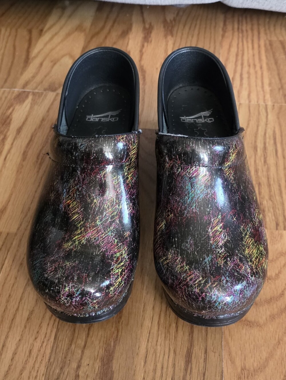 Dansko Black Clogs with Multicolor Scratch-Effect Sz 38